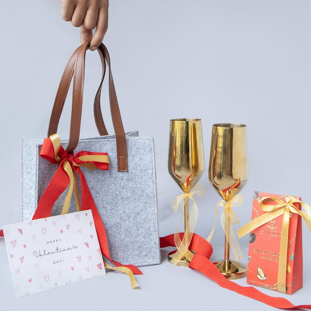 Me Amore Gift Box | Romantic Gift Box for Her – Pink Ribbon Shop ...